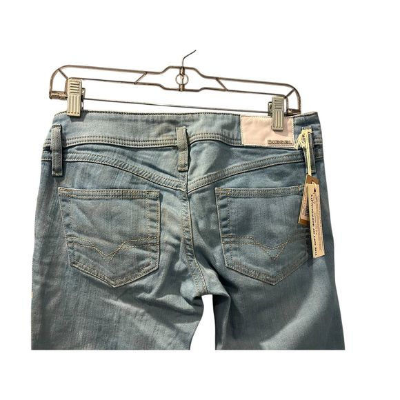 Diesel Matic NWT Light Wash Denim Blue Jeans 008LL Size 28x32 Casual Women's - Picture 6 of 6